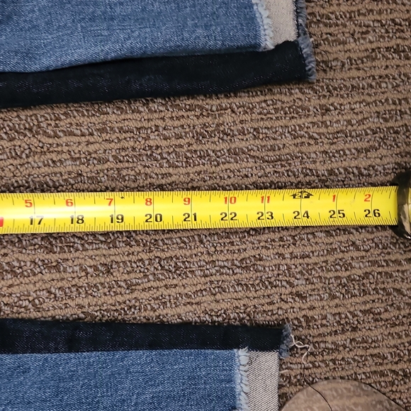 Closed Glow Jean's Size 28 - Picture 12 of 16